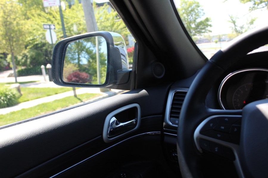 2020 Jeep Grand Cherokee Limited 4x4, available for sale in Great Neck, New York | Great Neck Car Buyers & Sellers. Great Neck, New York 2020 Jeep Grand Cherokee Limited 4x4, available for sale in Great Neck, New York | Great Neck Car Buyers & Sellers. Great Neck, New York
