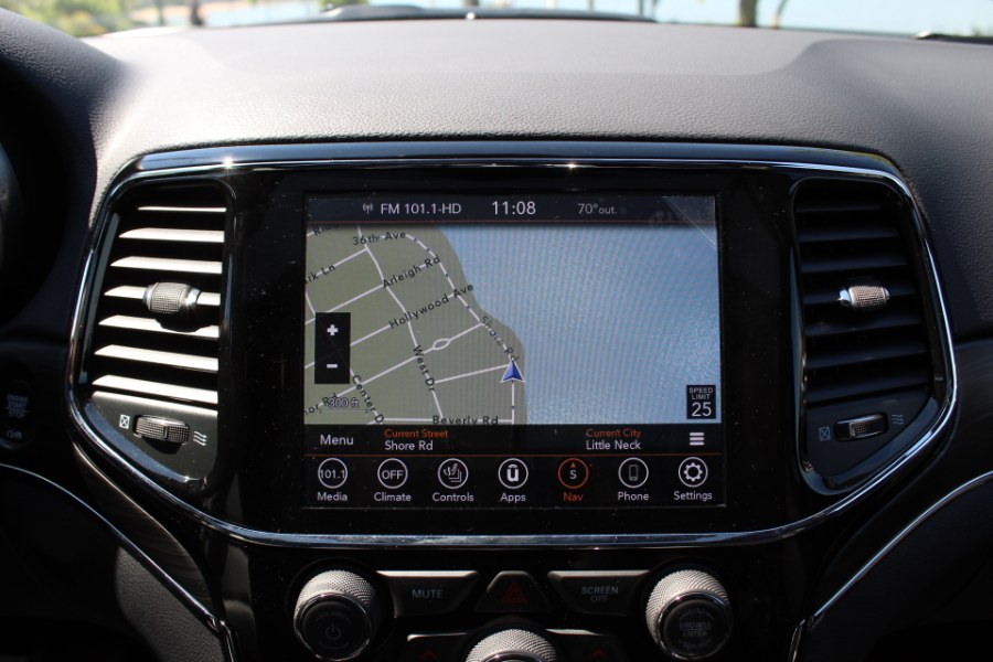 2020 Jeep Grand Cherokee Limited 4x4, available for sale in Great Neck, New York | Great Neck Car Buyers & Sellers. Great Neck, New York 2020 Jeep Grand Cherokee Limited 4x4, available for sale in Great Neck, New York | Great Neck Car Buyers & Sellers. Great Neck, New York