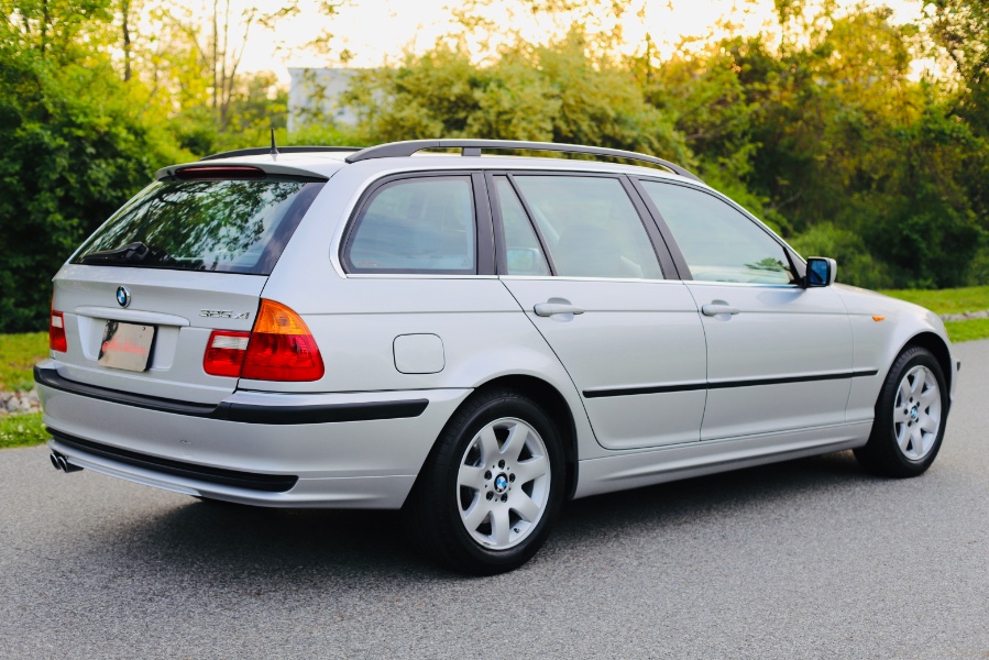 2003 BMW 3 Series 325xi 4dr Sport Wgn AWD, available for sale in North Salem, New York | Meccanic Shop North Inc. North Salem, New York 2003 BMW 3 Series 325xi 4dr Sport Wgn AWD, available for sale in North Salem, New York | Meccanic Shop North Inc. North Salem, New York