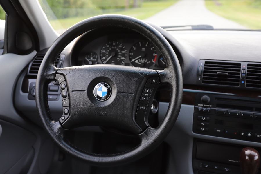 2003 BMW 3 Series 325xi 4dr Sport Wgn AWD, available for sale in North Salem, New York | Meccanic Shop North Inc. North Salem, New York 2003 BMW 3 Series 325xi 4dr Sport Wgn AWD, available for sale in North Salem, New York | Meccanic Shop North Inc. North Salem, New York