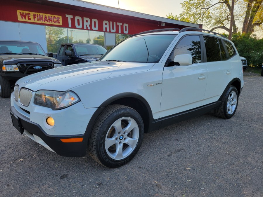 2007 BMW X3 AWD 4dr 3.0si Panoramic Roof, available for sale in East Windsor, Connecticut | Toro Auto. East Windsor, Connecticut