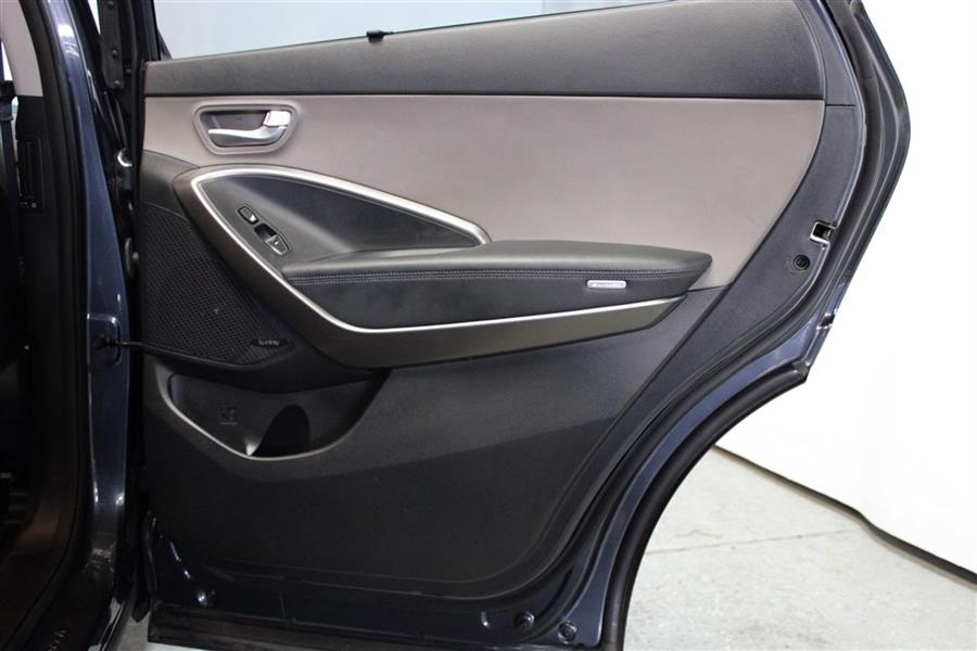 2017 Hyundai Santa Fe SE ULTIMATE, available for sale in Paterson, New Jersey | Fast Track Motors. Paterson, New Jersey 2017 Hyundai Santa Fe SE ULTIMATE, available for sale in Paterson, New Jersey | Fast Track Motors. Paterson, New Jersey