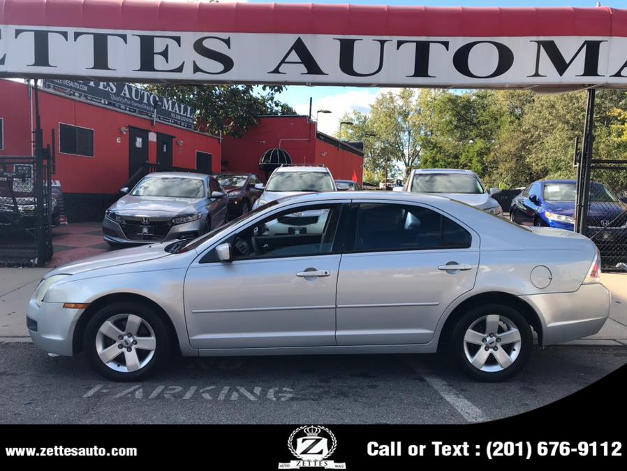 2006 Ford Fusion 4dr Sdn I4 SE, available for sale in Jersey City, New Jersey | Zettes Auto Mall. Jersey City, New Jersey 2006 Ford Fusion 4dr Sdn I4 SE, available for sale in Jersey City, New Jersey | Zettes Auto Mall. Jersey City, New Jersey