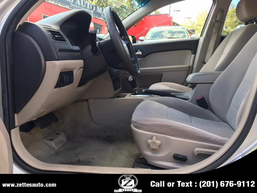 2006 Ford Fusion 4dr Sdn I4 SE, available for sale in Jersey City, New Jersey | Zettes Auto Mall. Jersey City, New Jersey 2006 Ford Fusion 4dr Sdn I4 SE, available for sale in Jersey City, New Jersey | Zettes Auto Mall. Jersey City, New Jersey