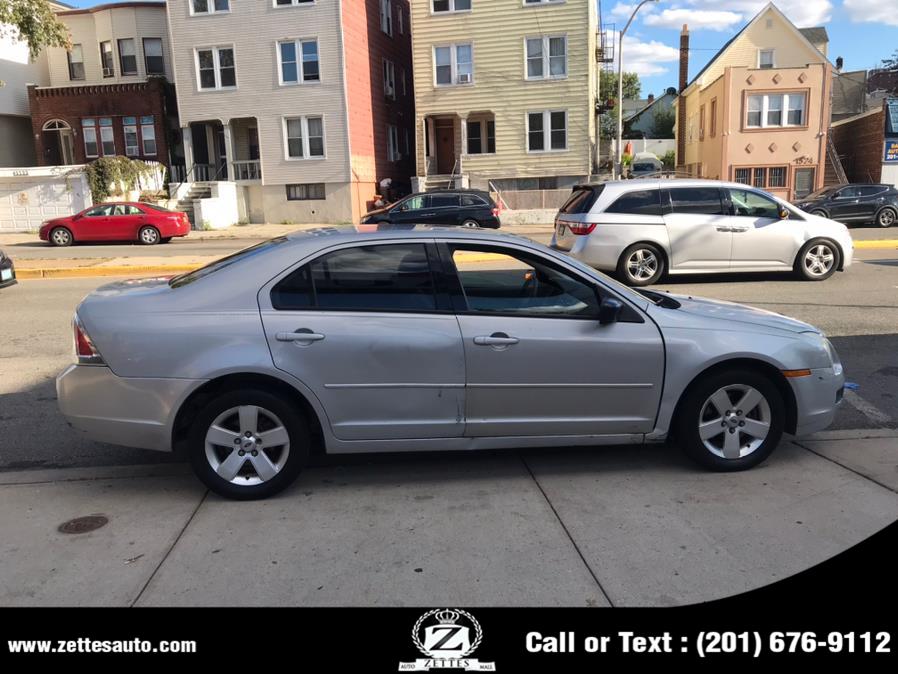 2006 Ford Fusion 4dr Sdn I4 SE, available for sale in Jersey City, New Jersey | Zettes Auto Mall. Jersey City, New Jersey 2006 Ford Fusion 4dr Sdn I4 SE, available for sale in Jersey City, New Jersey | Zettes Auto Mall. Jersey City, New Jersey