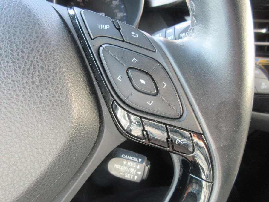 2019 Toyota C-HR LE FWD (Natl), available for sale in Linden, New Jersey | Route 27 Auto Mall. Linden, New Jersey 2019 Toyota C-HR LE FWD (Natl), available for sale in Linden, New Jersey | Route 27 Auto Mall. Linden, New Jersey