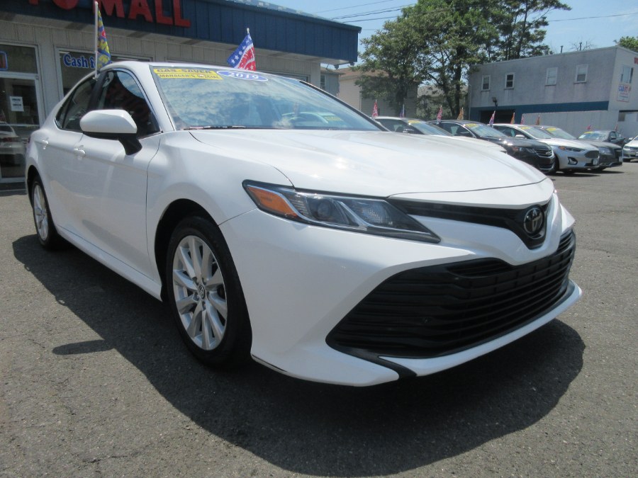 Used Toyota Camry LE Auto (Natl) 2019 | Route 27 Auto Mall. Linden, New Jersey Used Toyota Camry LE Auto (Natl) 2019 | Route 27 Auto Mall. Linden, New Jersey