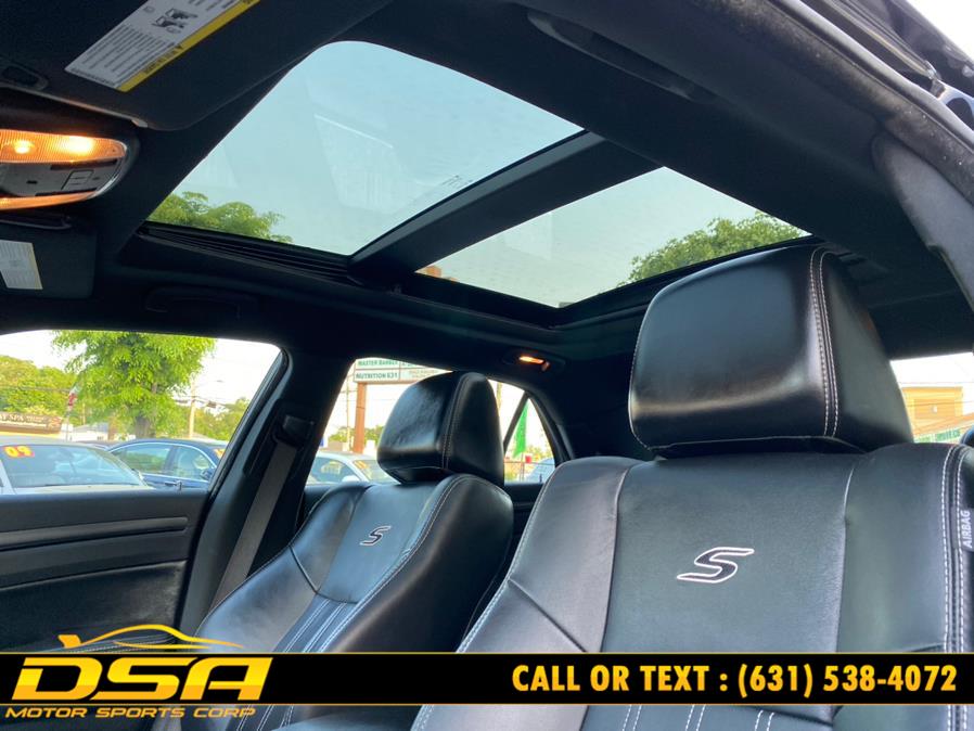 2013 Chrysler 300 4dr Sdn 300S AWD, available for sale in Commack, New York | DSA Motor Sports Corp. Commack, New York 2013 Chrysler 300 4dr Sdn 300S AWD, available for sale in Commack, New York | DSA Motor Sports Corp. Commack, New York