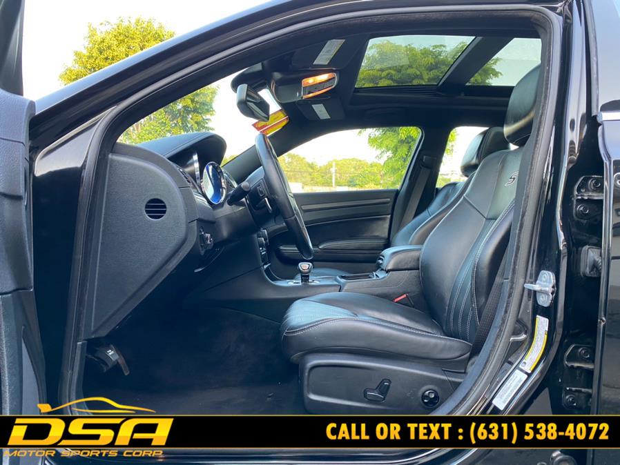 2013 Chrysler 300 4dr Sdn 300S AWD, available for sale in Commack, New York | DSA Motor Sports Corp. Commack, New York 2013 Chrysler 300 4dr Sdn 300S AWD, available for sale in Commack, New York | DSA Motor Sports Corp. Commack, New York