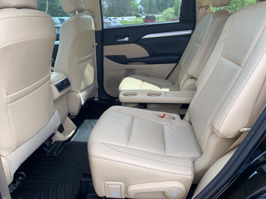 Used Toyota Highlander AWD 4dr V6 XLE (Natl) 2015 | Pray's Auto Sales . Bangor , Maine Used Toyota Highlander AWD 4dr V6 XLE (Natl) 2015 | Pray's Auto Sales . Bangor , Maine