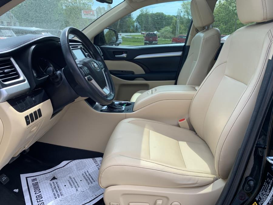 Used Toyota Highlander AWD 4dr V6 XLE (Natl) 2015 | Pray's Auto Sales . Bangor , Maine Used Toyota Highlander AWD 4dr V6 XLE (Natl) 2015 | Pray's Auto Sales . Bangor , Maine