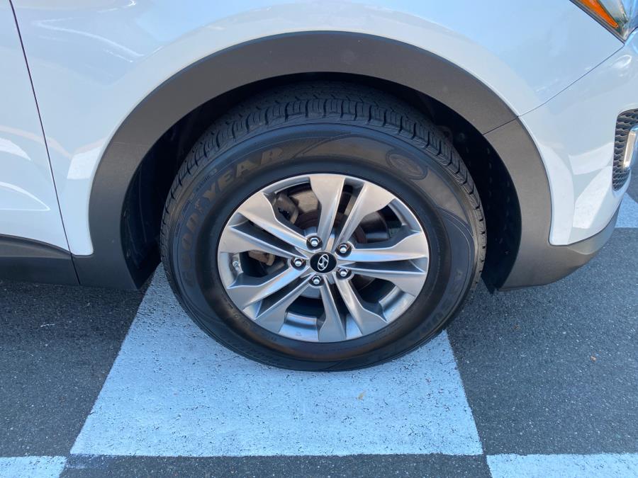 2016 Hyundai Santa Fe Sport AWD 4dr 2.4, available for sale in Waterbury, Connecticut | National Auto Brokers, Inc.. Waterbury, Connecticut 2016 Hyundai Santa Fe Sport AWD 4dr 2.4, available for sale in Waterbury, Connecticut | National Auto Brokers, Inc.. Waterbury, Connecticut