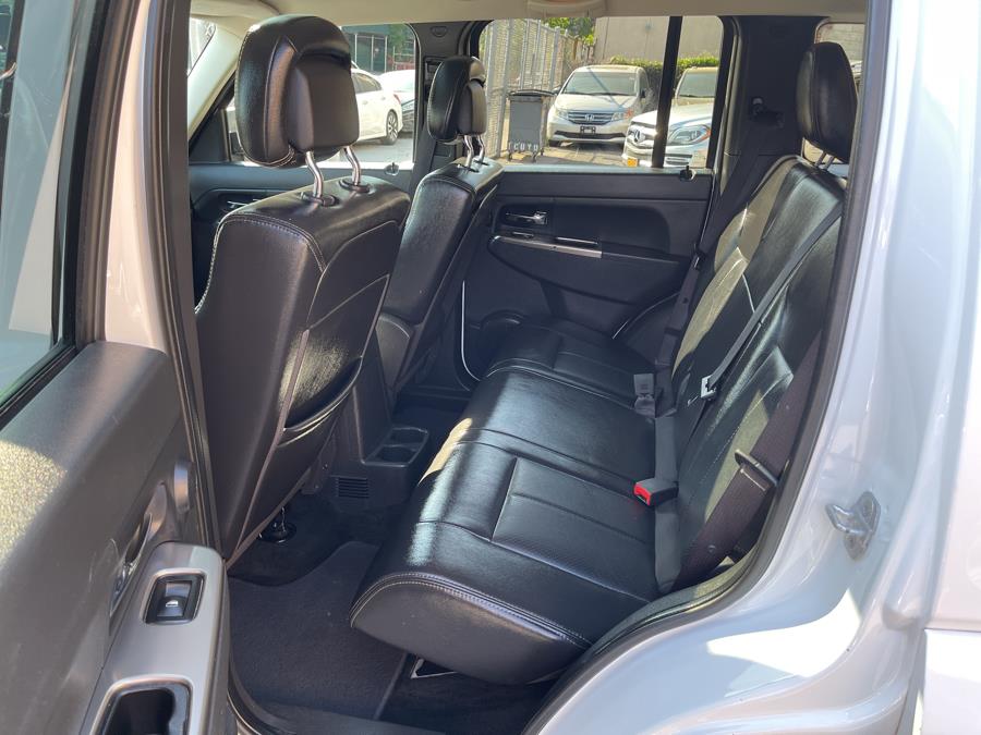 2012 Jeep Liberty 4WD 4dr Limited Jet, available for sale in Bronx, New York | New York Motors Group Solutions LLC. Bronx, New York 2012 Jeep Liberty 4WD 4dr Limited Jet, available for sale in Bronx, New York | New York Motors Group Solutions LLC. Bronx, New York