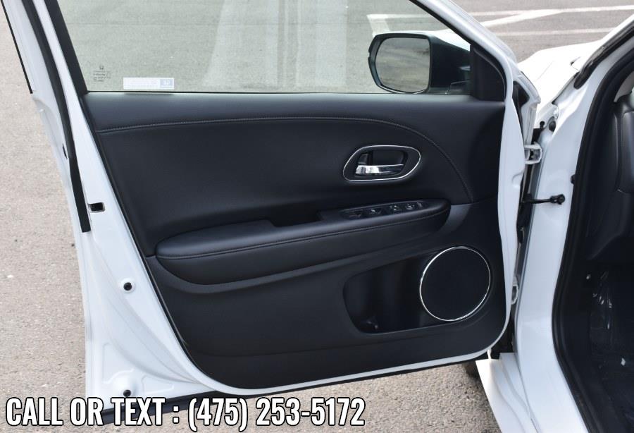 Used Honda HR-V Touring AWD CVT 2019 | Highline Car Connection. Waterbury, Connecticut Used Honda HR-V Touring AWD CVT 2019 | Highline Car Connection. Waterbury, Connecticut