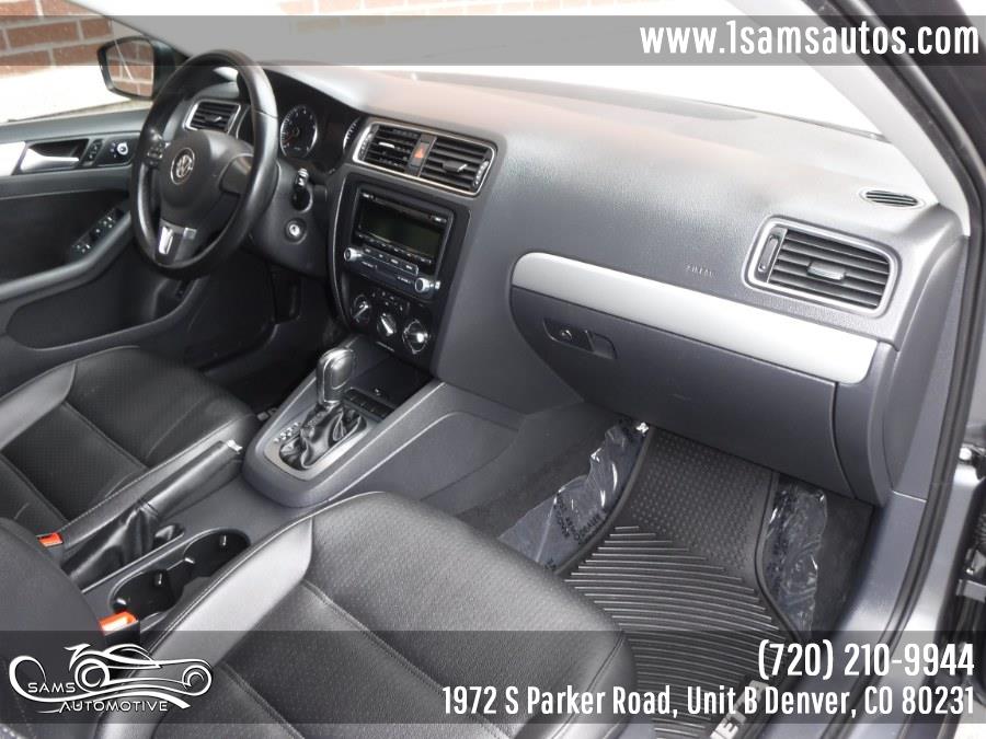 Used Volkswagen Jetta Sedan 4dr Auto SE w/Convenience/Sunroof 2013 | Sam's Automotive. Denver, Colorado Used Volkswagen Jetta Sedan 4dr Auto SE w/Convenience/Sunroof 2013 | Sam's Automotive. Denver, Colorado