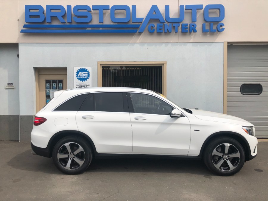 2016 Mercedes-Benz GLC 4MATIC Launch Edition 4dr GLC300, available for sale in Bristol, Connecticut | Bristol Auto Center LLC. Bristol, Connecticut 2016 Mercedes-Benz GLC 4MATIC Launch Edition 4dr GLC300, available for sale in Bristol, Connecticut | Bristol Auto Center LLC. Bristol, Connecticut