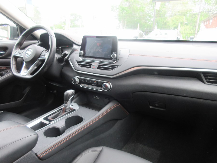 2019 Nissan Altima 2.5 SR Sedan, available for sale in Linden, New Jersey | Route 27 Auto Mall. Linden, New Jersey 2019 Nissan Altima 2.5 SR Sedan, available for sale in Linden, New Jersey | Route 27 Auto Mall. Linden, New Jersey