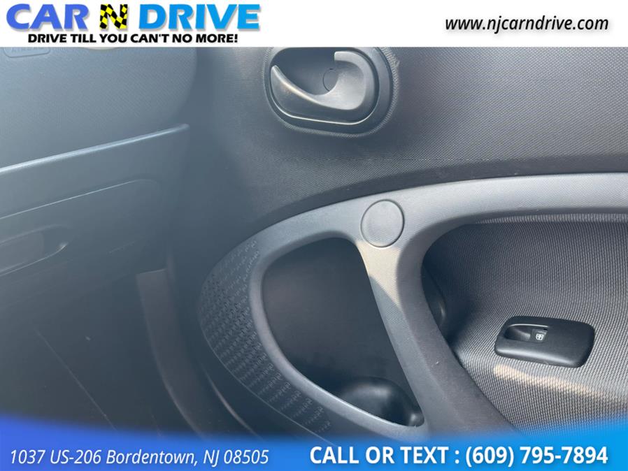 Used Smart Fortwo passion coupe 2016 | Car N Drive. Bordentown, New Jersey Used Smart Fortwo passion coupe 2016 | Car N Drive. Bordentown, New Jersey