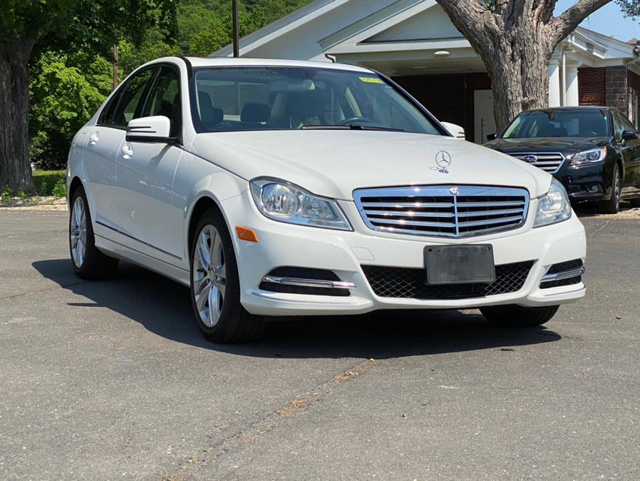 Used Mercedes-Benz C-Class 4dr Sdn C300 Luxury 4MATIC 2014 | Lava Motors 2 Inc. Canton, Connecticut Used Mercedes-Benz C-Class 4dr Sdn C300 Luxury 4MATIC 2014 | Lava Motors 2 Inc. Canton, Connecticut