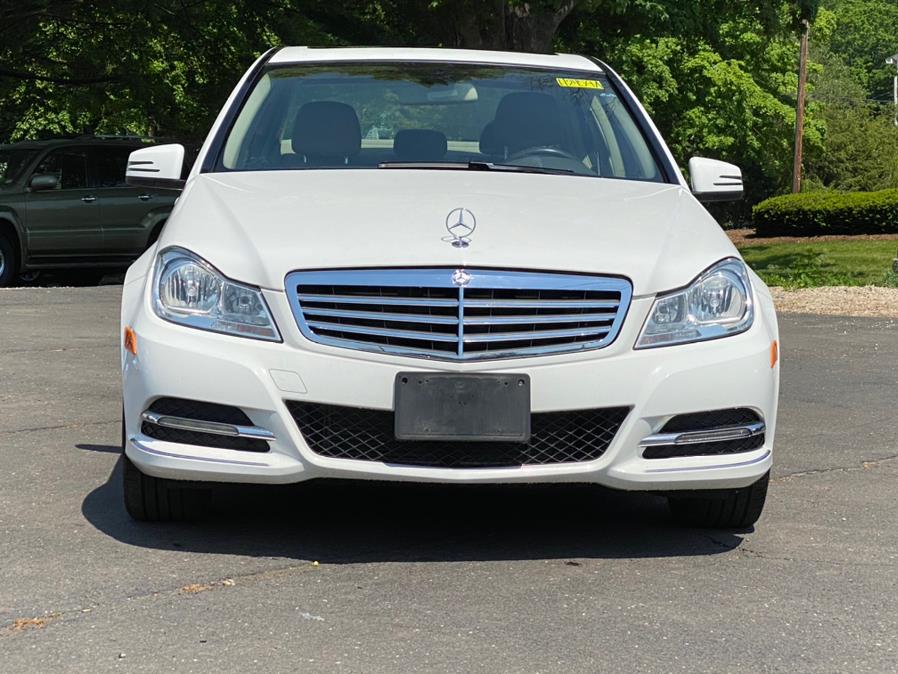 Used Mercedes-Benz C-Class 4dr Sdn C300 Luxury 4MATIC 2014 | Lava Motors 2 Inc. Canton, Connecticut Used Mercedes-Benz C-Class 4dr Sdn C300 Luxury 4MATIC 2014 | Lava Motors 2 Inc. Canton, Connecticut