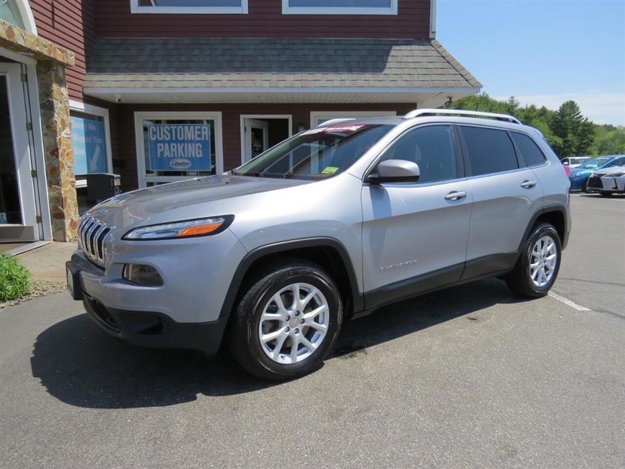 Used Jeep Cherokee Latitude 4x4 4dr SUV 2016 | Lake City Exports Inc. Auburn, Maine Used Jeep Cherokee Latitude 4x4 4dr SUV 2016 | Lake City Exports Inc. Auburn, Maine