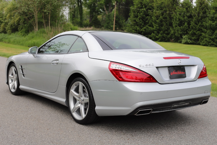 2013 Mercedes-Benz SL-Class 2dr Roadster SL550, available for sale in North Salem, New York | Meccanic Shop North Inc. North Salem, New York 2013 Mercedes-Benz SL-Class 2dr Roadster SL550, available for sale in North Salem, New York | Meccanic Shop North Inc. North Salem, New York