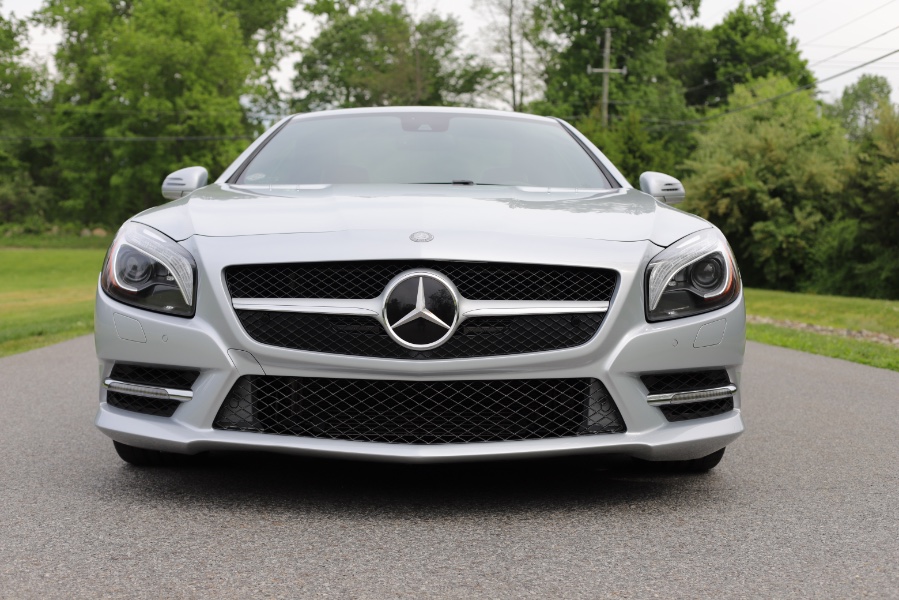 2013 Mercedes-Benz SL-Class 2dr Roadster SL550, available for sale in North Salem, New York | Meccanic Shop North Inc. North Salem, New York 2013 Mercedes-Benz SL-Class 2dr Roadster SL550, available for sale in North Salem, New York | Meccanic Shop North Inc. North Salem, New York