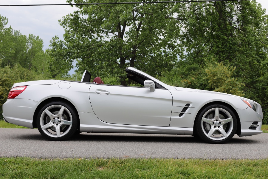 2013 Mercedes-Benz SL-Class 2dr Roadster SL550, available for sale in North Salem, New York | Meccanic Shop North Inc. North Salem, New York 2013 Mercedes-Benz SL-Class 2dr Roadster SL550, available for sale in North Salem, New York | Meccanic Shop North Inc. North Salem, New York