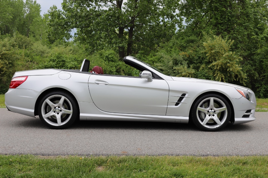 2013 Mercedes-Benz SL-Class 2dr Roadster SL550, available for sale in North Salem, New York | Meccanic Shop North Inc. North Salem, New York 2013 Mercedes-Benz SL-Class 2dr Roadster SL550, available for sale in North Salem, New York | Meccanic Shop North Inc. North Salem, New York