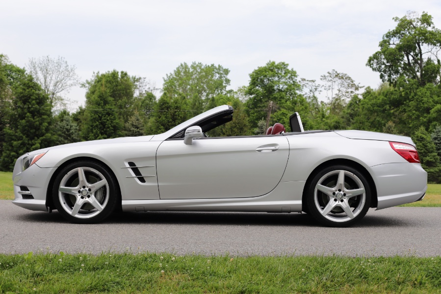 2013 Mercedes-Benz SL-Class 2dr Roadster SL550, available for sale in North Salem, New York | Meccanic Shop North Inc. North Salem, New York 2013 Mercedes-Benz SL-Class 2dr Roadster SL550, available for sale in North Salem, New York | Meccanic Shop North Inc. North Salem, New York