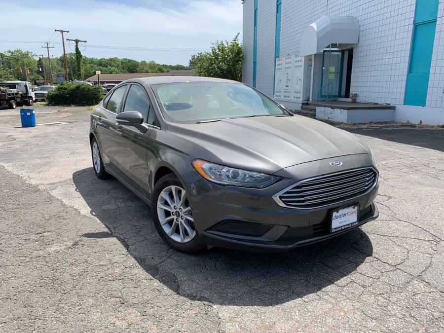 2017 Ford Fusion SE FWD, available for sale in Milford, Connecticut | Dealertown Auto Wholesalers. Milford, Connecticut