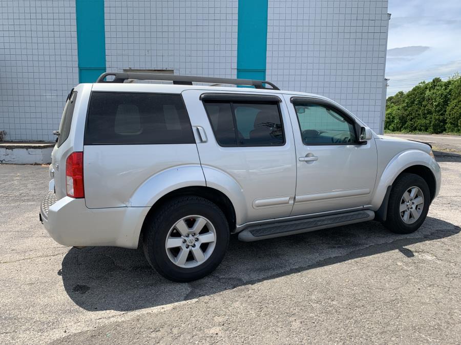 Used Nissan Pathfinder 4WD 4dr V6 S 2008 | Dealertown Auto Wholesalers. Milford, Connecticut Used Nissan Pathfinder 4WD 4dr V6 S 2008 | Dealertown Auto Wholesalers. Milford, Connecticut