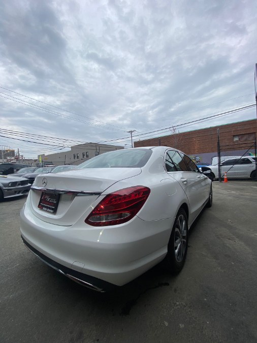 Used Mercedes-Benz C-Class C 300 Sedan 2017 | RT Auto Center LLC. Newark, New Jersey Used Mercedes-Benz C-Class C 300 Sedan 2017 | RT Auto Center LLC. Newark, New Jersey