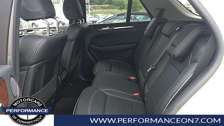 Used Mercedes-Benz M-Class 4MATIC 4dr ML 350 2013 | Performance Motor Cars Of Connecticut LLC. Wilton, Connecticut Used Mercedes-Benz M-Class 4MATIC 4dr ML 350 2013 | Performance Motor Cars Of Connecticut LLC. Wilton, Connecticut