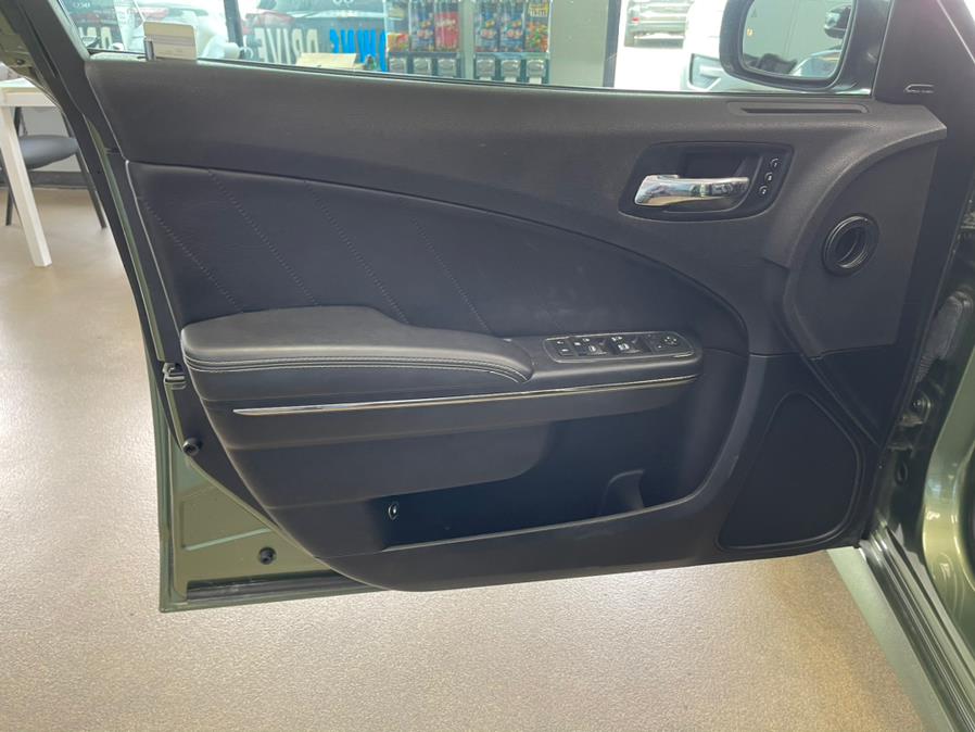Used Dodge Charger SRT Hellcat RWD 2018 | 5 Towns Drive. Inwood, New York Used Dodge Charger SRT Hellcat RWD 2018 | 5 Towns Drive. Inwood, New York