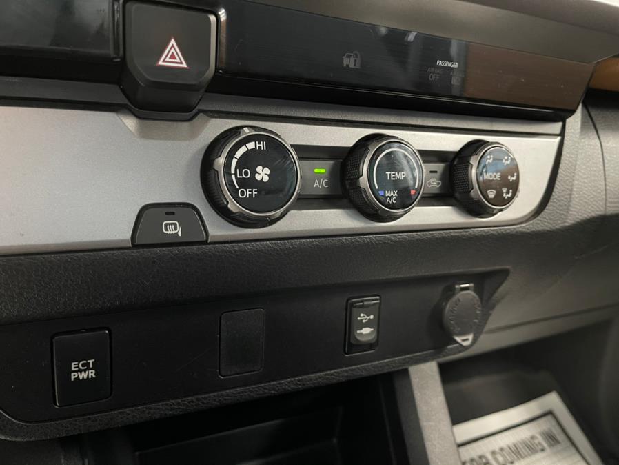 2017 Toyota Tacoma SR5 Double Cab 5'' Bed V6 4x2 AT (Natl), available for sale in Inwood, New York | 5 Towns Drive. Inwood, New York 2017 Toyota Tacoma SR5 Double Cab 5'' Bed V6 4x2 AT (Natl), available for sale in Inwood, New York | 5 Towns Drive. Inwood, New York
