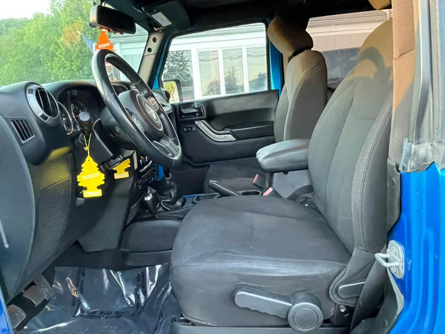 Used Jeep Wrangler 4WD 2dr Sport 2015 | Lava Motors 2 Inc. Canton, Connecticut Used Jeep Wrangler 4WD 2dr Sport 2015 | Lava Motors 2 Inc. Canton, Connecticut