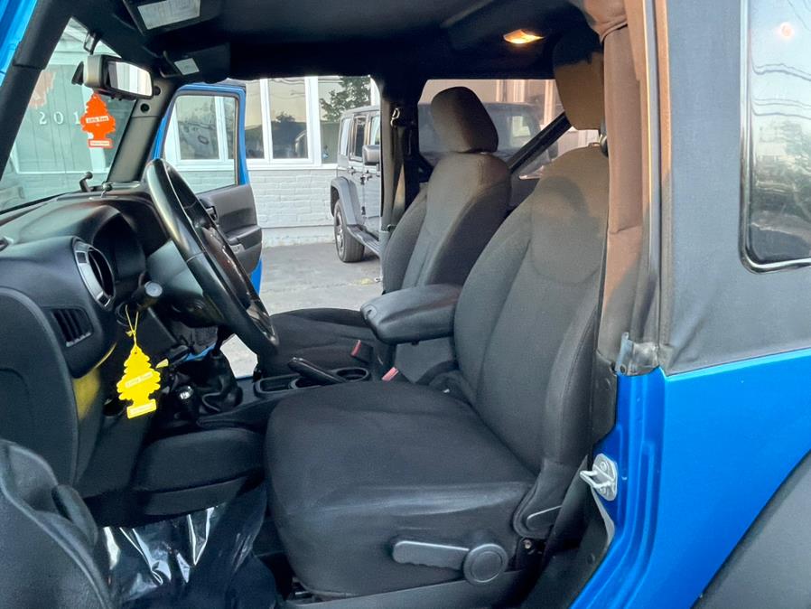 Used Jeep Wrangler 4WD 2dr Sport 2015 | Lava Motors 2 Inc. Canton, Connecticut Used Jeep Wrangler 4WD 2dr Sport 2015 | Lava Motors 2 Inc. Canton, Connecticut