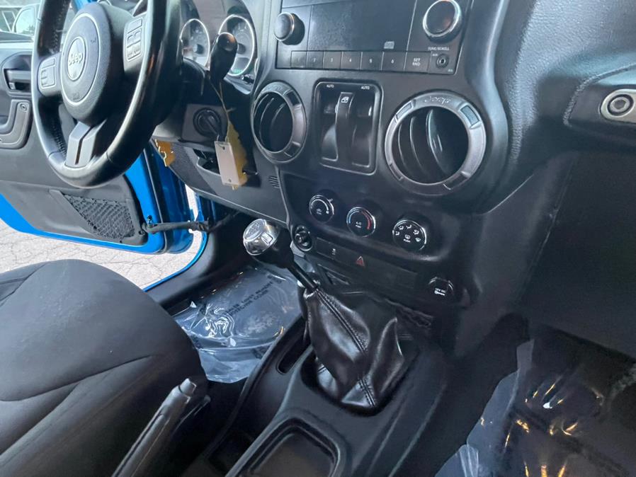 Used Jeep Wrangler 4WD 2dr Sport 2015 | Lava Motors 2 Inc. Canton, Connecticut Used Jeep Wrangler 4WD 2dr Sport 2015 | Lava Motors 2 Inc. Canton, Connecticut
