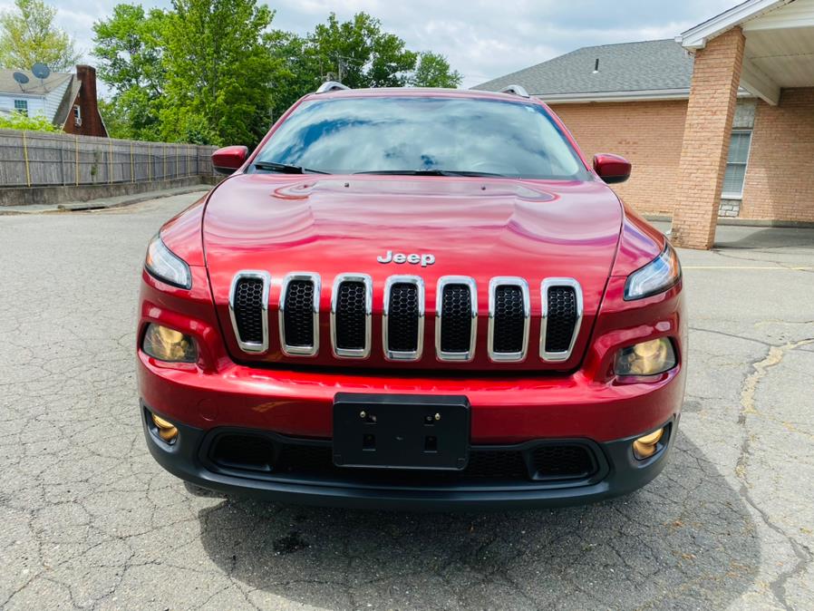 Used Jeep Cherokee 4WD 4dr Latitude 2014 | Supreme Automotive. New Britain, Connecticut Used Jeep Cherokee 4WD 4dr Latitude 2014 | Supreme Automotive. New Britain, Connecticut