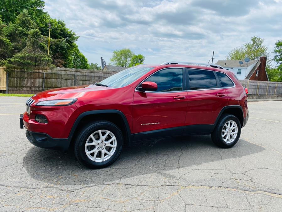 Used Jeep Cherokee 4WD 4dr Latitude 2014 | Supreme Automotive. New Britain, Connecticut Used Jeep Cherokee 4WD 4dr Latitude 2014 | Supreme Automotive. New Britain, Connecticut