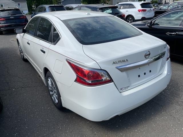 Used Nissan Altima 2.5 S 2015 | Blasius Federal Road. Brookfield, Connecticut Used Nissan Altima 2.5 S 2015 | Blasius Federal Road. Brookfield, Connecticut