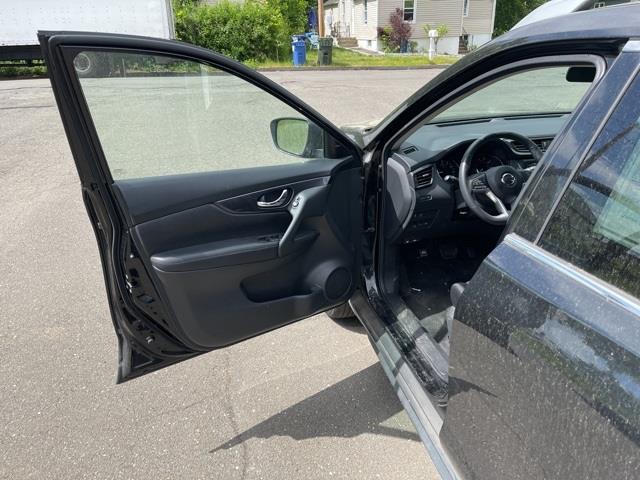 Used Nissan Rogue SV 2017 | Blasius Federal Road. Brookfield, Connecticut Used Nissan Rogue SV 2017 | Blasius Federal Road. Brookfield, Connecticut