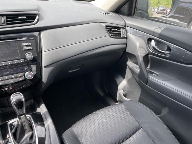 Used Nissan Rogue SV 2017 | Blasius Federal Road. Brookfield, Connecticut Used Nissan Rogue SV 2017 | Blasius Federal Road. Brookfield, Connecticut