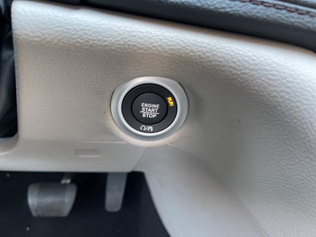 Used Chrysler Pacifica Limited 2020 | Blasius Federal Road. Brookfield, Connecticut Used Chrysler Pacifica Limited 2020 | Blasius Federal Road. Brookfield, Connecticut