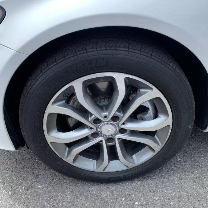 Used Mercedes-Benz C-Class 4dr Sdn C300 Sport 4MATIC 2015 | Peak Automotive Inc.. Bayshore, New York Used Mercedes-Benz C-Class 4dr Sdn C300 Sport 4MATIC 2015 | Peak Automotive Inc.. Bayshore, New York