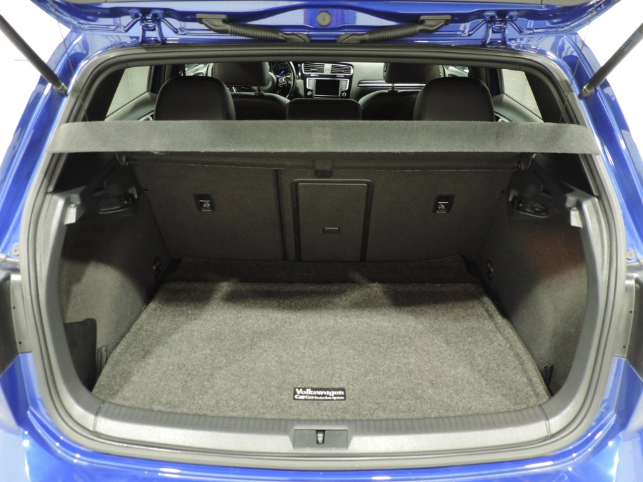 Used Volkswagen Golf R 4dr HB Man 2016 | Auto Gallery. Lodi, New Jersey Used Volkswagen Golf R 4dr HB Man 2016 | Auto Gallery. Lodi, New Jersey