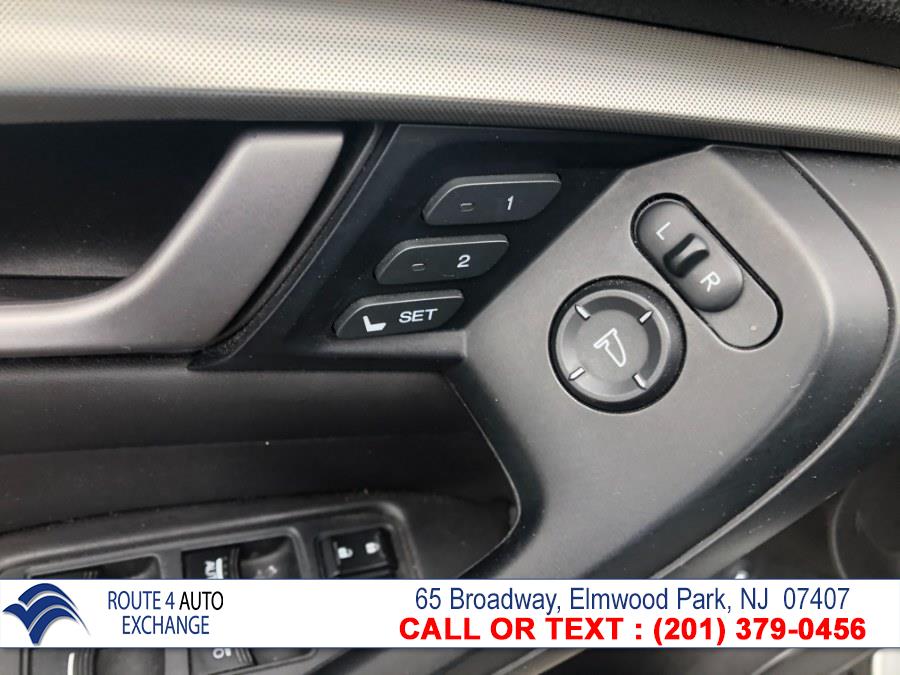 Used Acura TL 4dr Sdn 2WD Tech 2009 | Route 4 Auto Exchange. Elmwood Park, New Jersey Used Acura TL 4dr Sdn 2WD Tech 2009 | Route 4 Auto Exchange. Elmwood Park, New Jersey