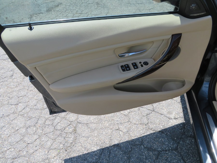 Used BMW 3 Series 4dr Sdn ActiveHybrid 3 2013 | Auto Match LLC. Waterbury, Connecticut Used BMW 3 Series 4dr Sdn ActiveHybrid 3 2013 | Auto Match LLC. Waterbury, Connecticut