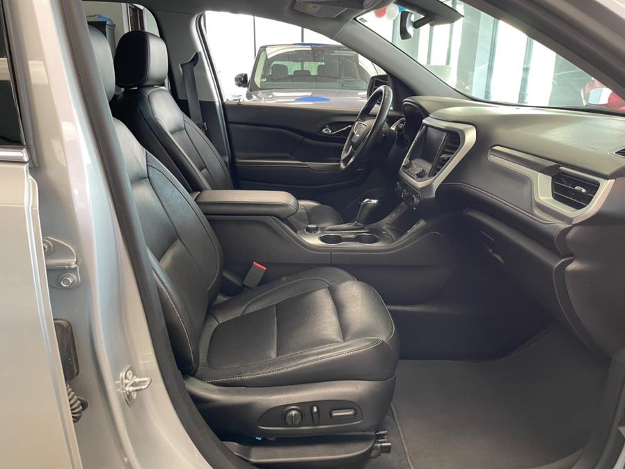 2017 GMC Acadia FWD 4dr SLT w/SLT-1, available for sale in Inwood, New York | 5 Towns Drive. Inwood, New York 2017 GMC Acadia FWD 4dr SLT w/SLT-1, available for sale in Inwood, New York | 5 Towns Drive. Inwood, New York